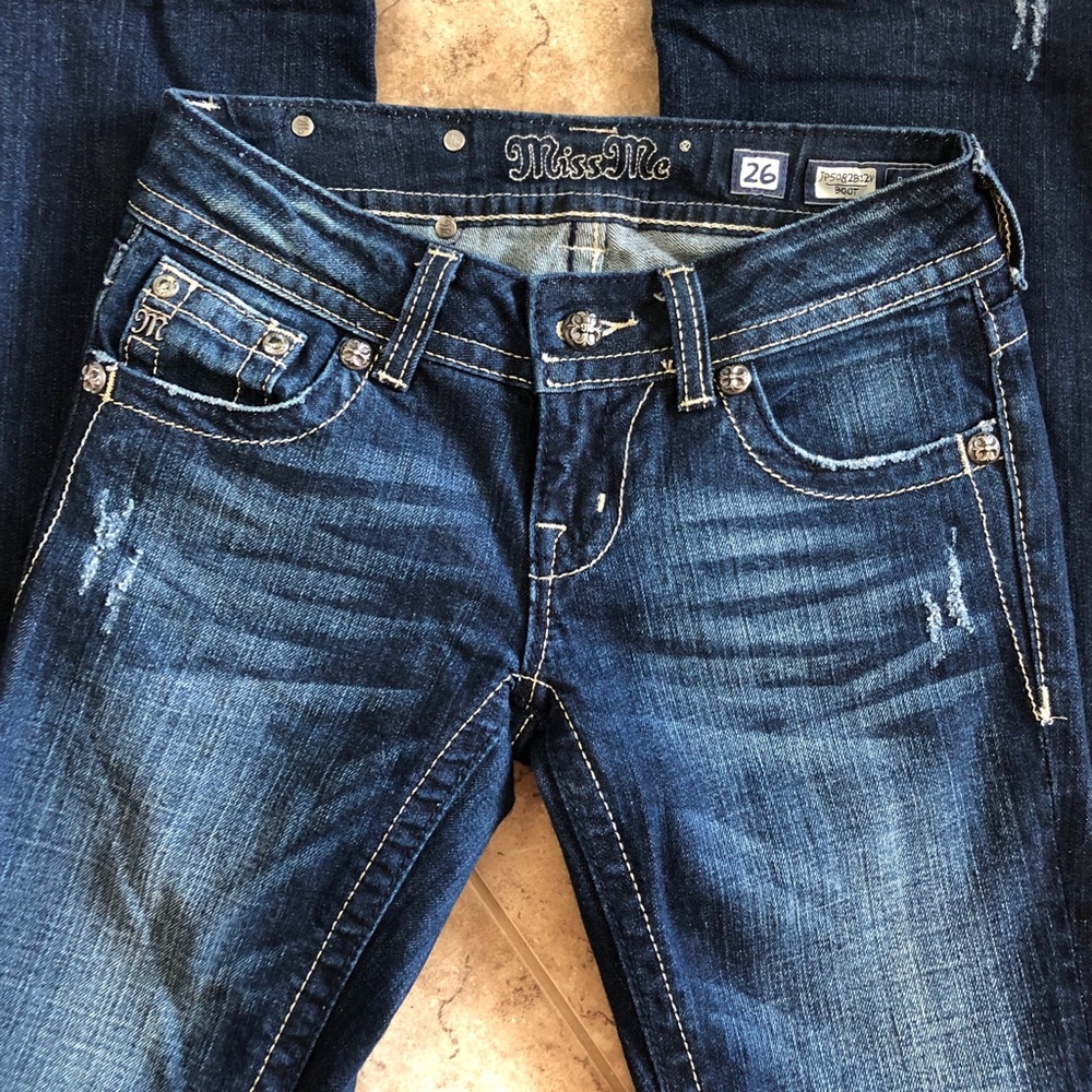 ✨SOLD✨Miss Me Bootcut Jeans - Picture 4 of 8